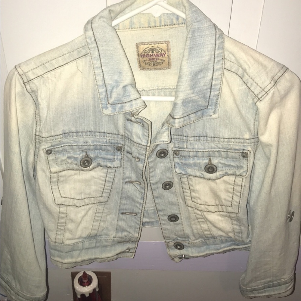 Cropped jean jacket